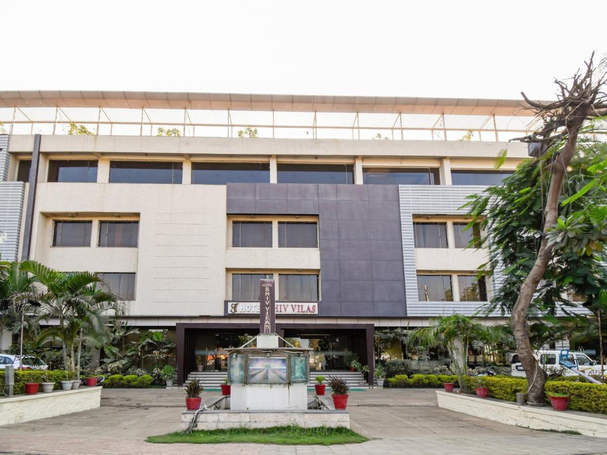 בהופאל Hotel Shiv Vilas מראה חיצוני תמונה