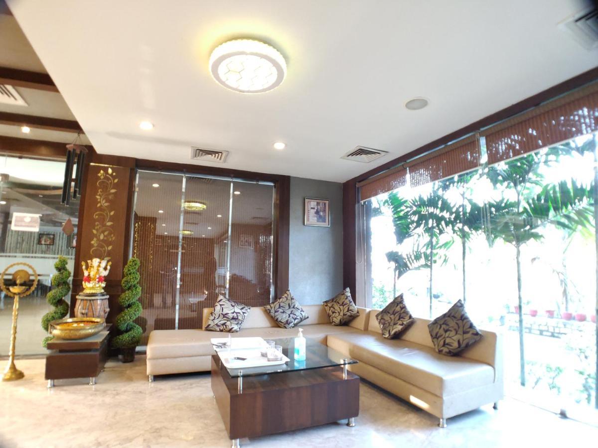 בהופאל Hotel Shiv Vilas מראה חיצוני תמונה